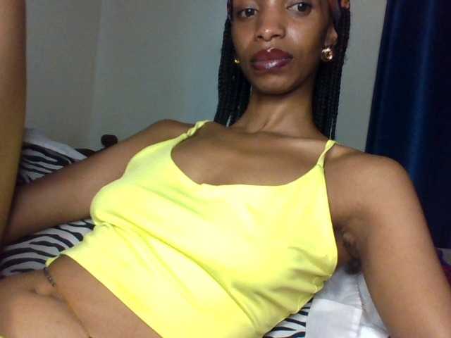 Velveet live cam on BongaCams