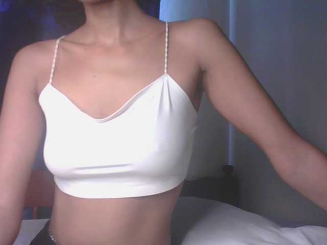 Velveet live cam on BongaCams