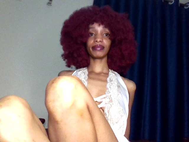 Velveet's BongaCams show and profile