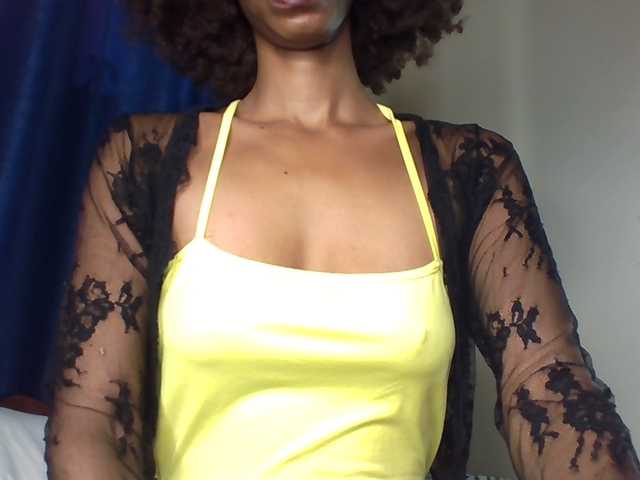 Velveet live cam on BongaCams