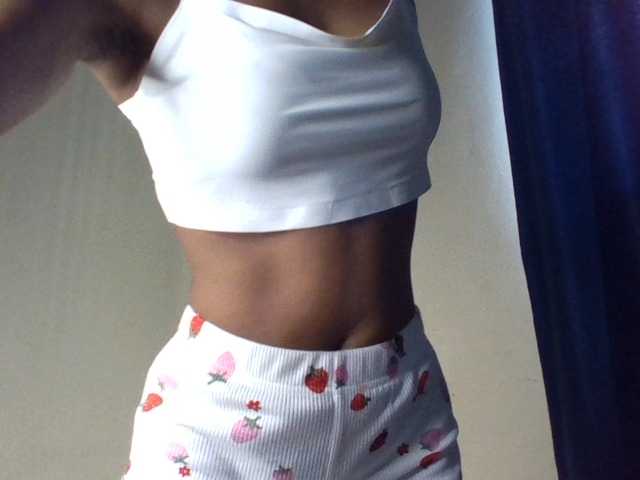 Velveet live cam on BongaCams