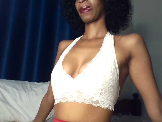 Velveet live cam on BongaCams