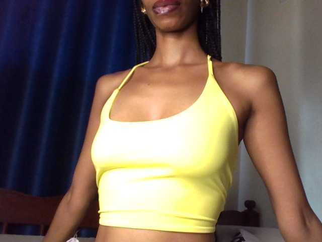 Velveet live cam on BongaCams
