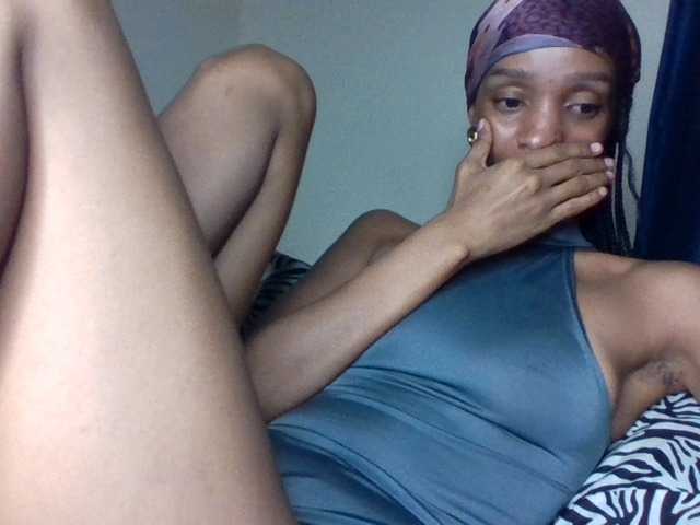 Velveet live cam on BongaCams