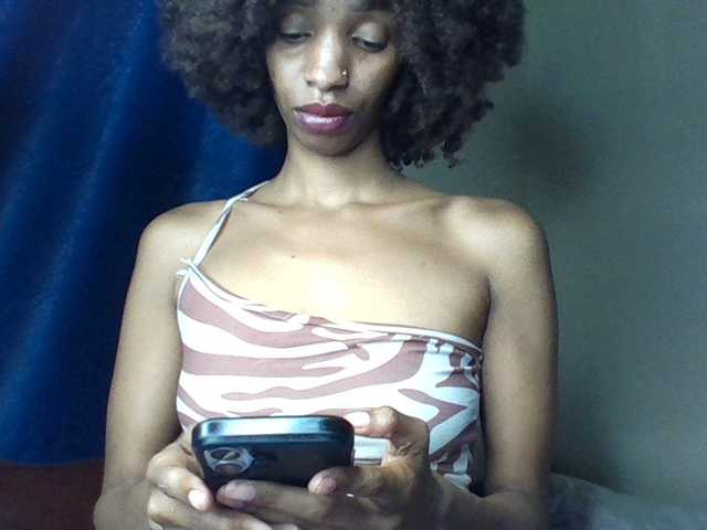 velveet cam belle