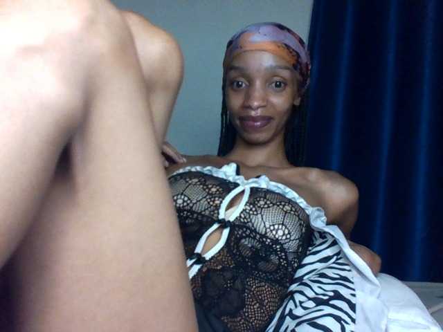 Velveet live cam on BongaCams