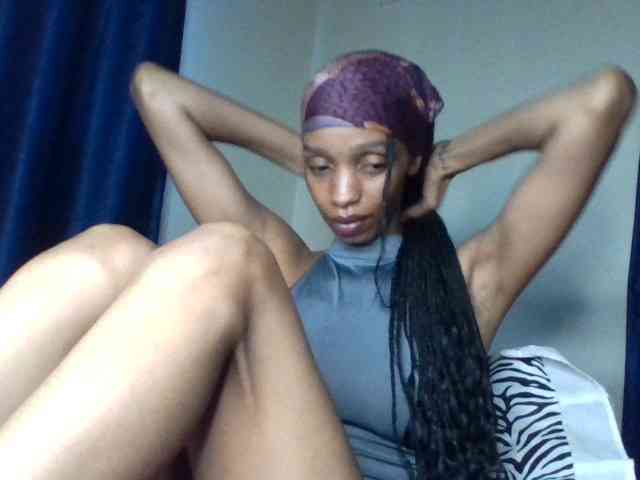 Model: Velveet