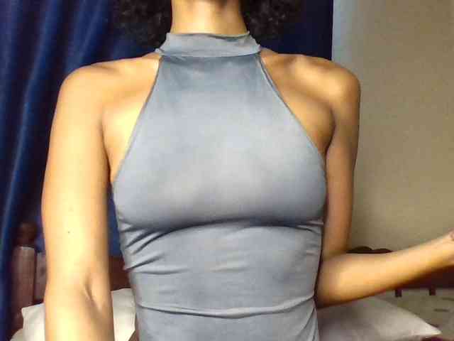Model: Velveet