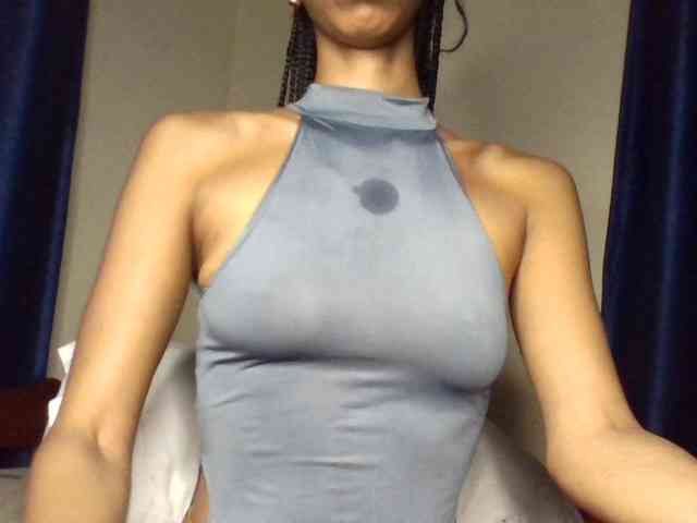 Model: Velveet