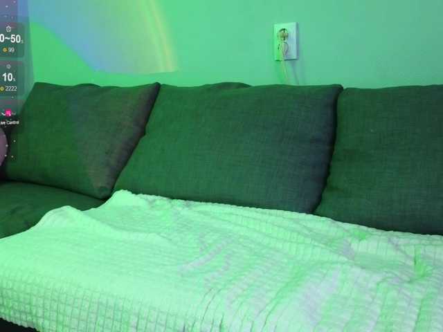 KiraBriis live cam on BongaCams