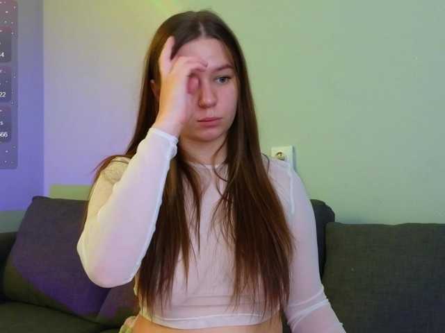 KiraBriis live cam on BongaCams
