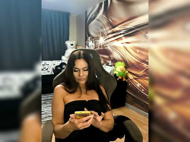 Paniserca's BongaCams show and profile