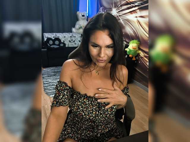Paniserca live cam on BongaCams