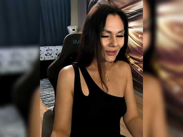 Paniserca's BongaCams show and profile