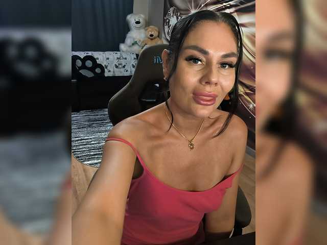Paniserca live cam on BongaCams
