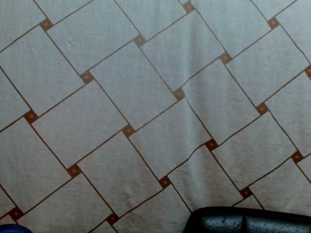 Adrianamilf live cam preview