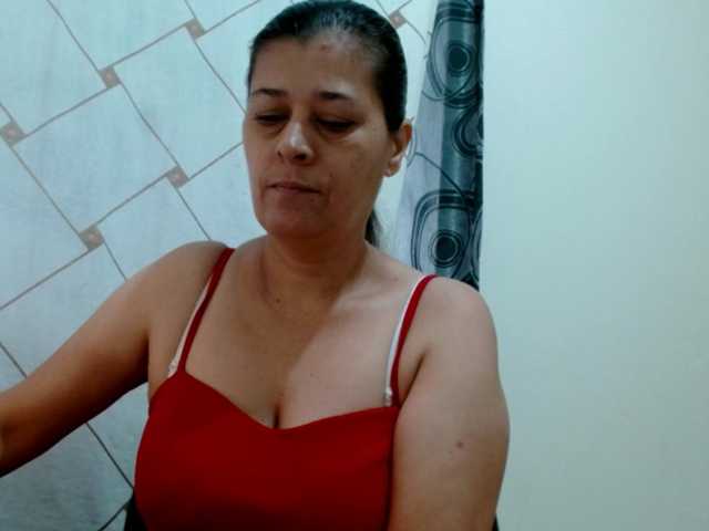 Adrianamilf live cam on BongaCams