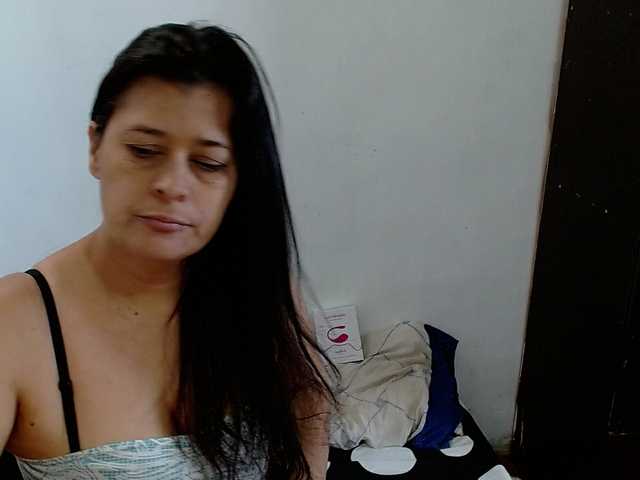 Adrianamilf's BongaCams show and profile