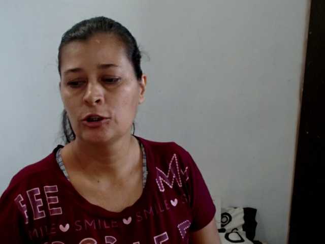 Adrianamilf live webcam show