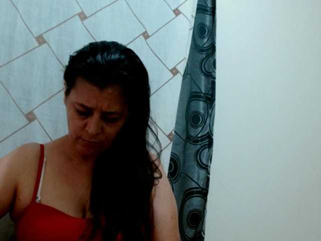 Adrianamilf live cam on BongaCams
