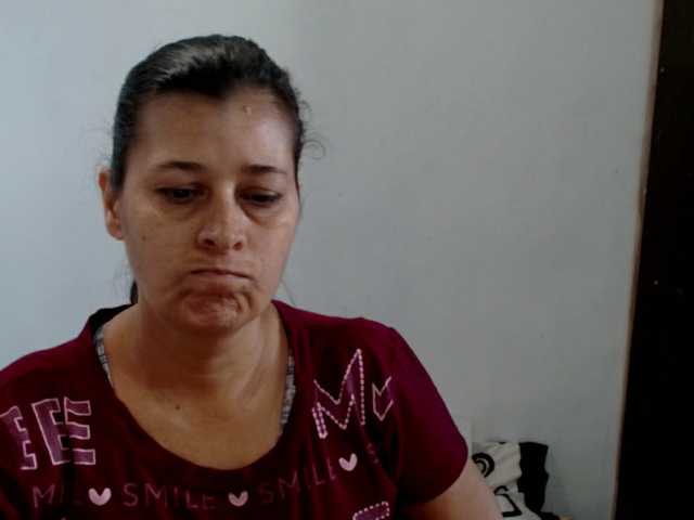 Adrianamilf live cam on BongaCams