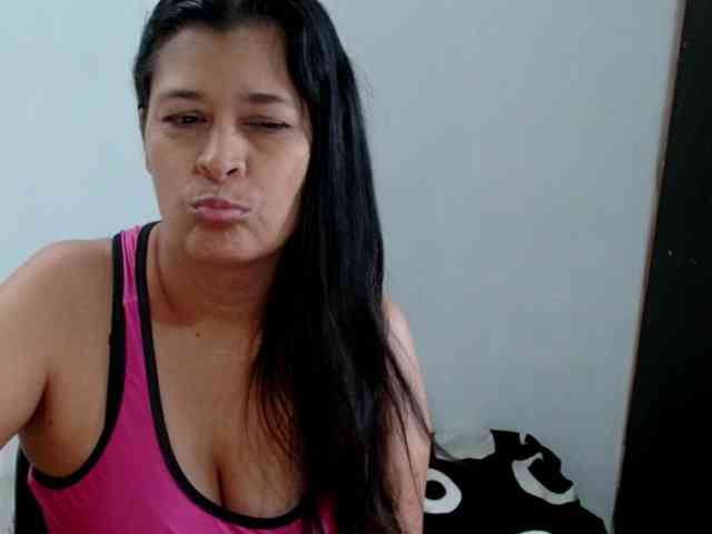 Adrianamilf webcam