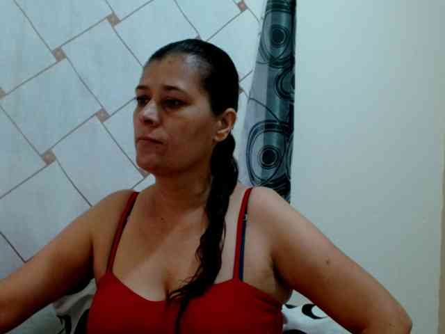 Adrianamilf webcam