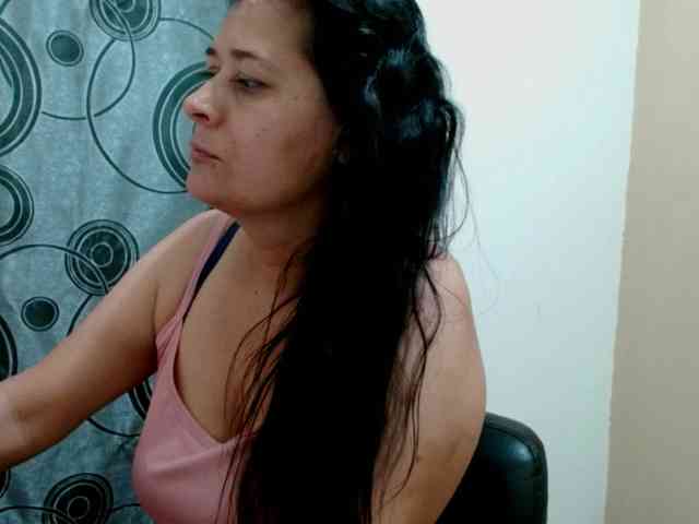 Adrianamilf webcam
