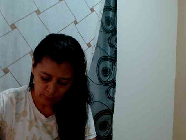 Adrianamilf webcam