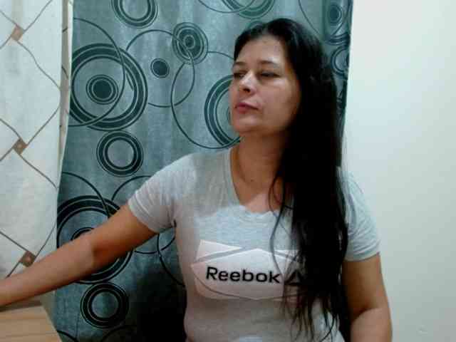 Adrianamilf webcam