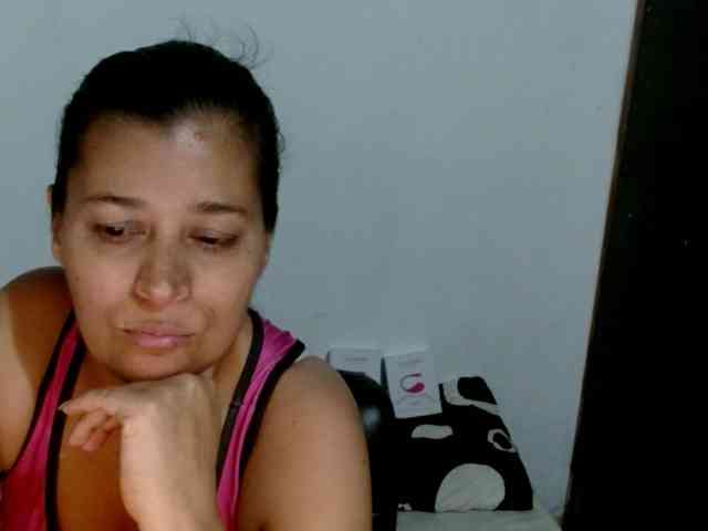 Adrianamilf webcam