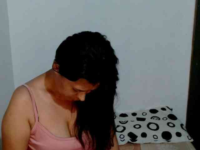 Adrianamilf webcam