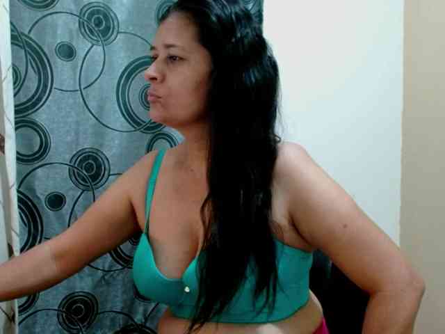 Adrianamilf webcam