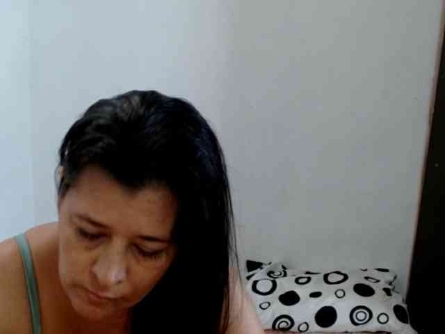 Adrianamilf webcam
