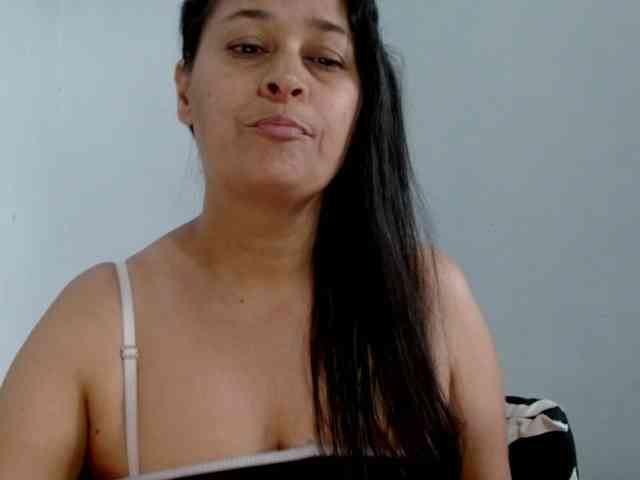 Adrianamilf webcam