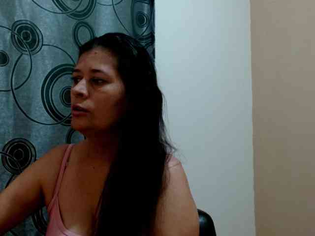 Adrianamilf webcam