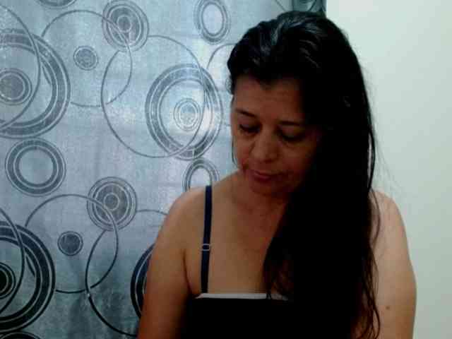 Adrianamilf webcam