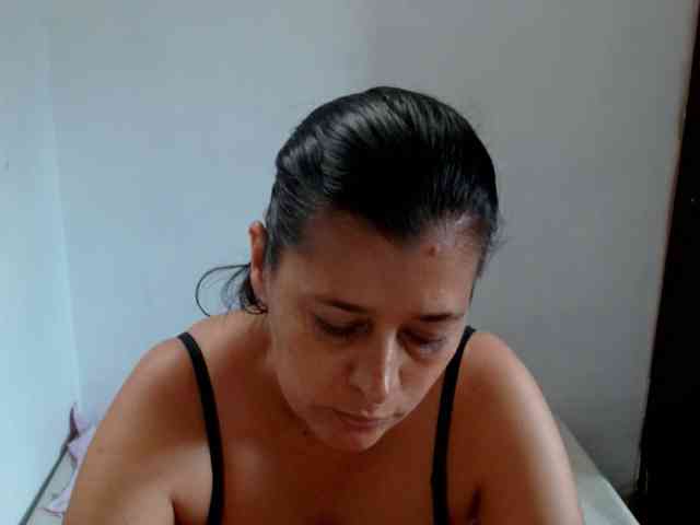 Adrianamilf webcam