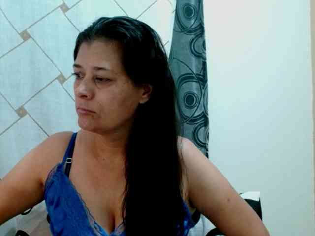 Adrianamilf webcam