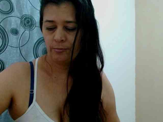 Adrianamilf webcam