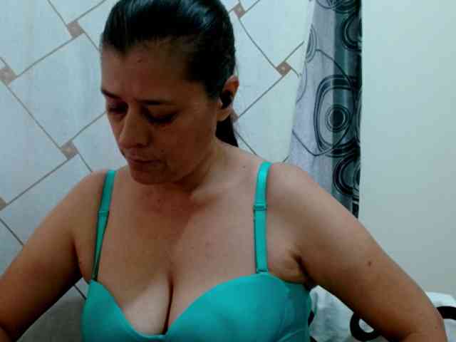 Adrianamilf