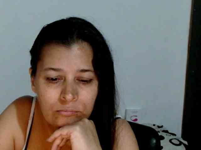 Adrianamilf webcam