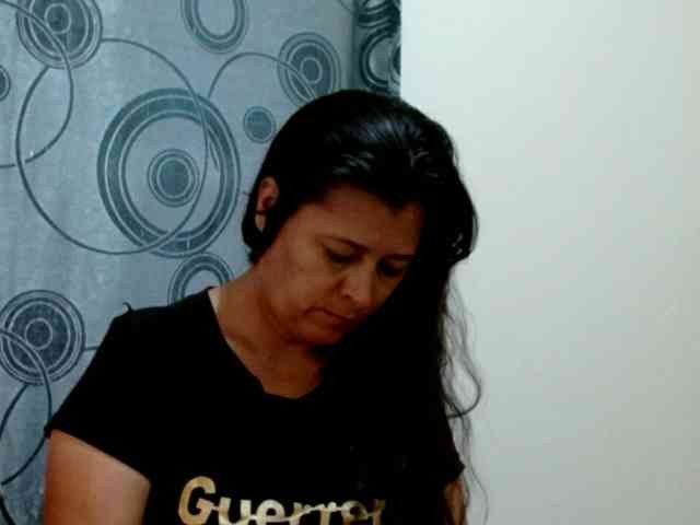 Adrianamilf webcam