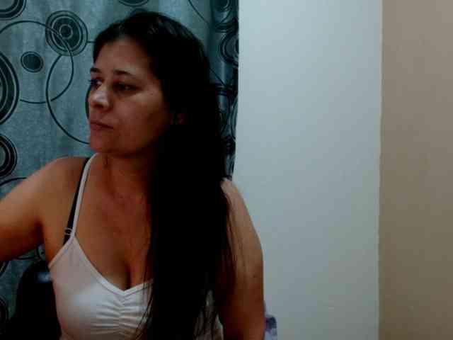 Adrianamilf webcam