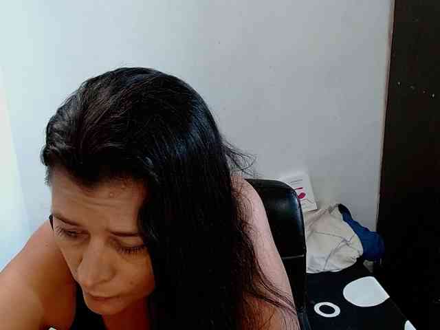 Adrianamilf webcam
