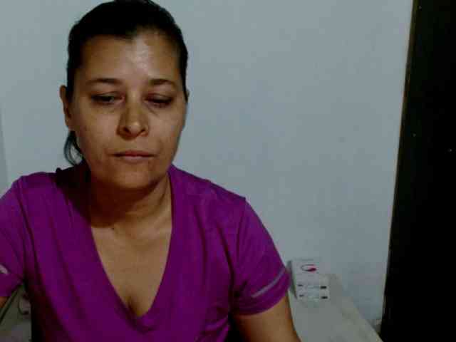 Adrianamilf webcam