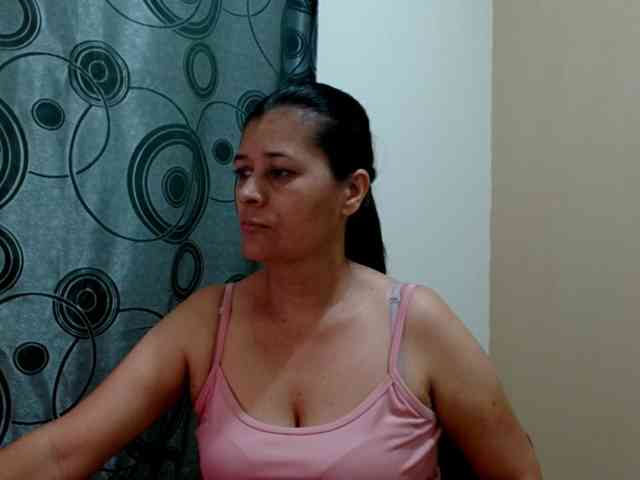 Adrianamilf webcam