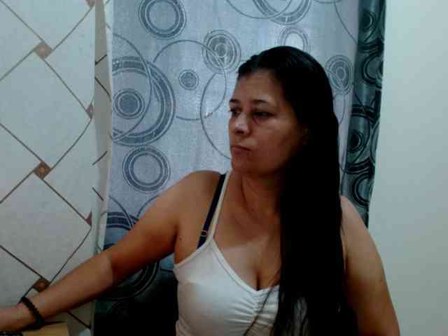 Adrianamilf webcam