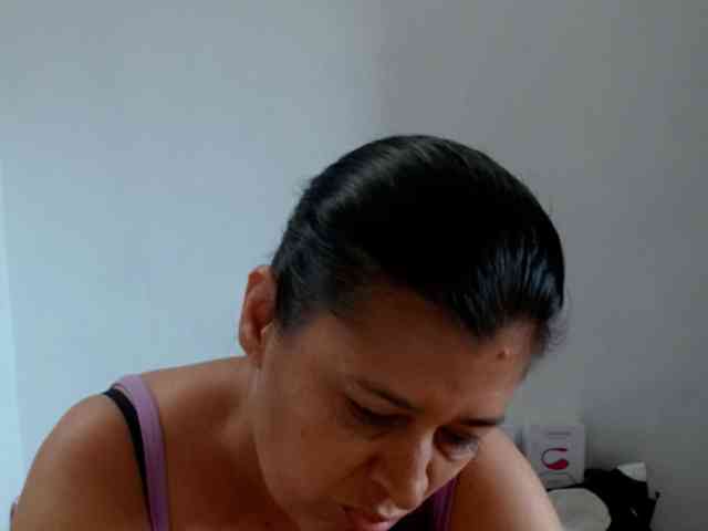 Adrianamilf webcam