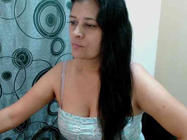Adrianamilf Adrianamilf
